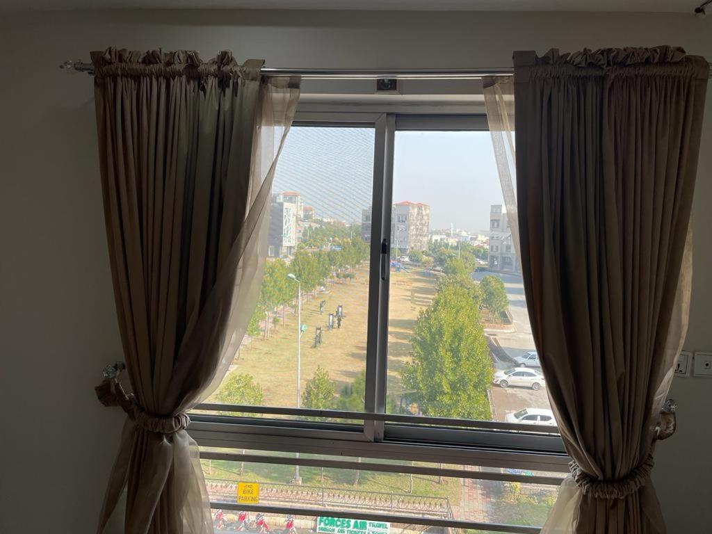 Marine Tower Apartment Rawalpindi Luaran gambar